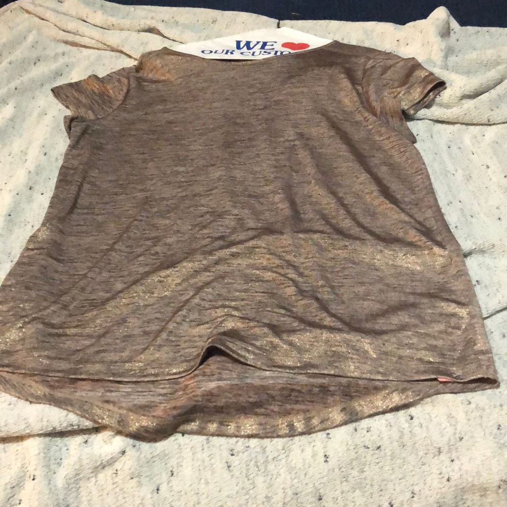 Shimmery gold blouse. Size L